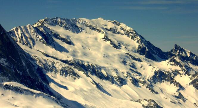 Collective "Initiation à l'alpinisme" Le Grand Bec par le glacier de Troquairou 02/03 juillet 2022 image article