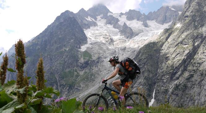 VELO DE MONTAGNE RECHERCHE SON SECOND SOUFFLE image article