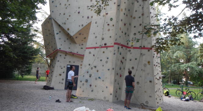 MURS ESCALADE JOUHAUD, LES BROSSES, BRON UNIVERSITE LYON2 : SAISON TERMINEE image article