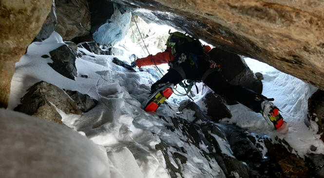 Retour sur le weekend n°2 du cycle perfectionnement Cascade (ou La Dry-Generation cafiste) ! image article