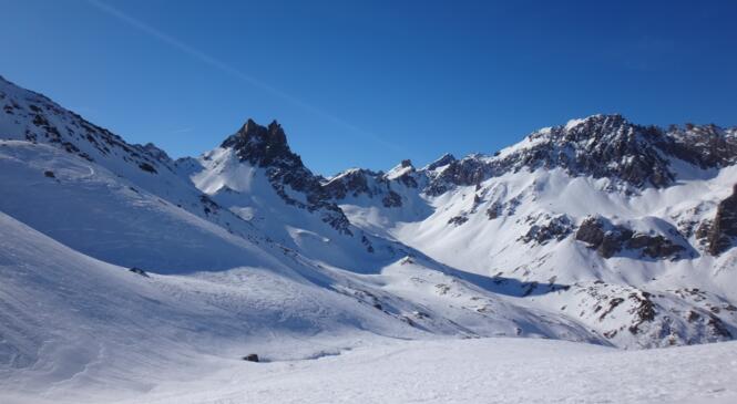 Retour sur le 2ème week-end du cycle "Lagopèdes Alpins" : boucle tricotée aux Aiguilles image article