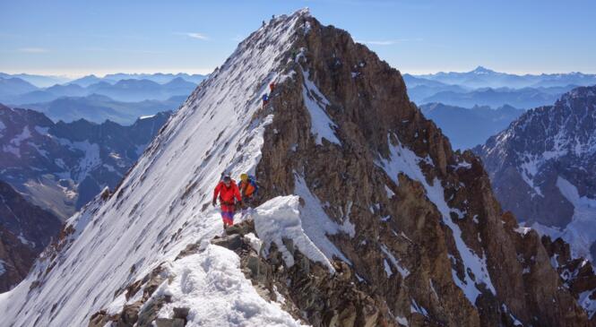 Complet / cycle alpinisme 3 saisons automne 2024 - hiver - printemps 2025 image article
