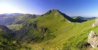 Découvrez l’Aventure : Bivouac au Cœur du Cantal ! image article