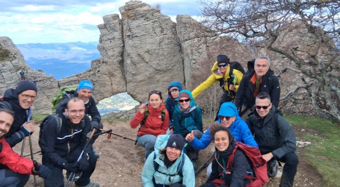 Grand vent et petites joies au Rocher de la Laveuse image article