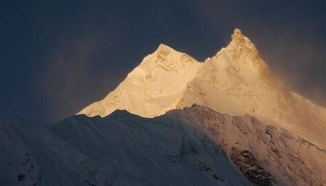 MANASLU 8156 m. Une cordée pour des enfants image article