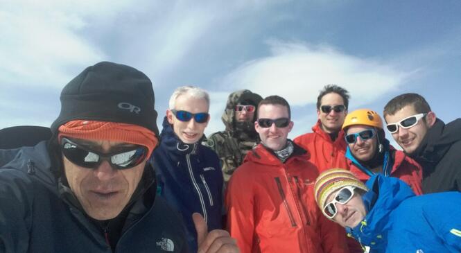 MONT THABOR SELFIE DECALE!!!! image article