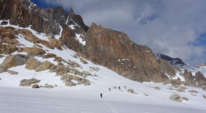 4 étoiles pour l'envers des Aiguilles Dorée image article