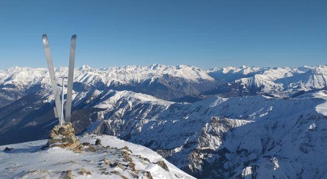 Cycle ski alpinisme Tricotage et dénivelé image article
