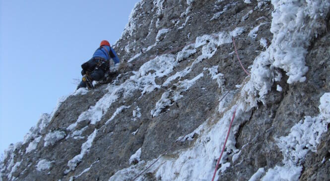 SORTIES PERFECTIONNEMENT DU MERCREDI: dry tooling, cascade,rocher, mixte, alpi hivernal image article