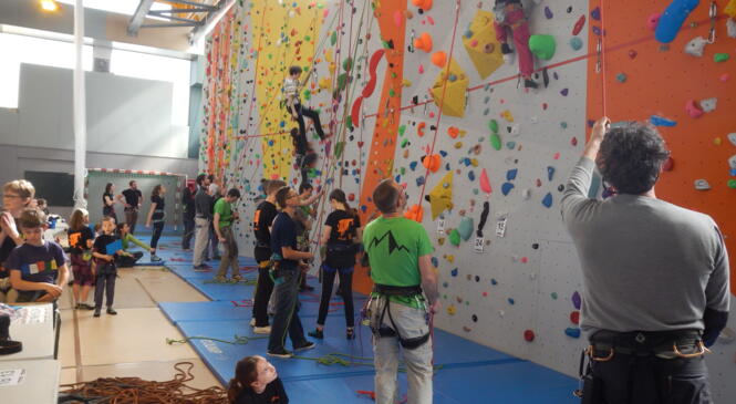 JOURNEE CONTEST JEUNES AVEC ASSOCIATIONS ESCALADE DE VILLEURBANNE image article